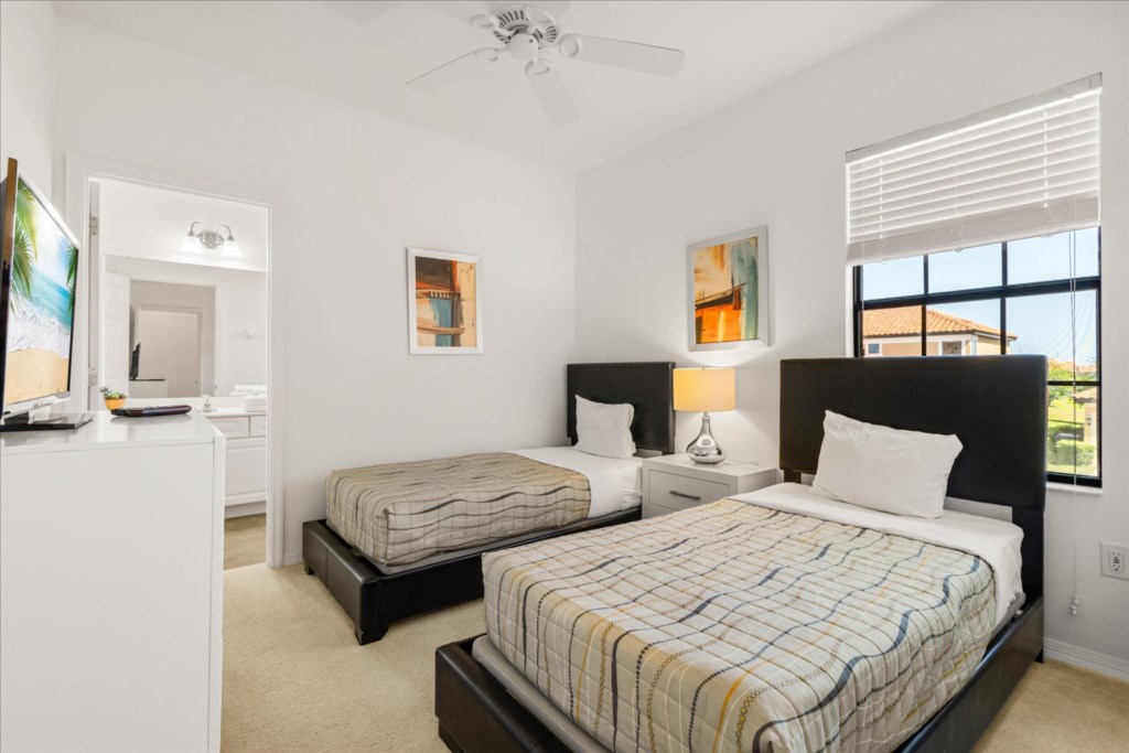 32-2609RosemontCir[3004175]-36